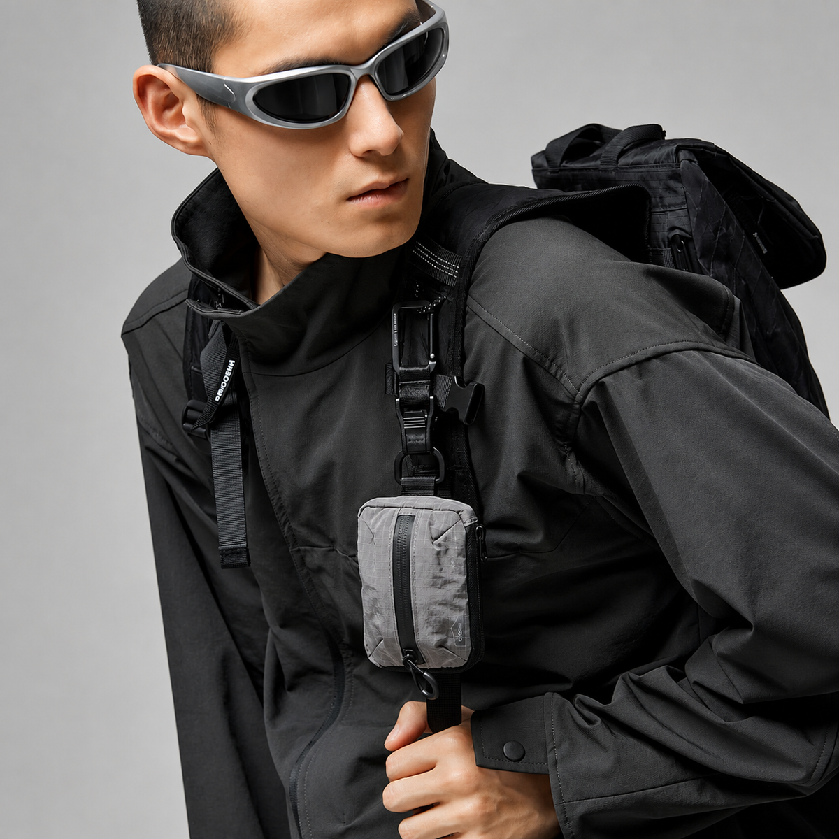 Magsafe Waterproof Essentials Bag