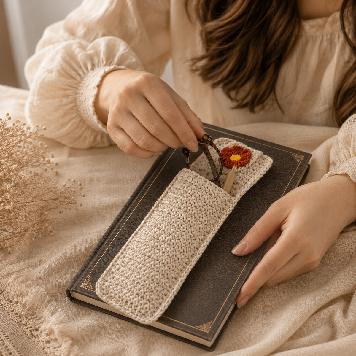 Crocheted Pocket Bookmark & Pen Holder